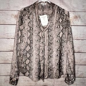 Stella & Dot women’s button down blouse size Medium snakeskin pattern